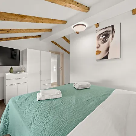 Tatil Evi Adriatic Escape - Stara Hiza Valbandon